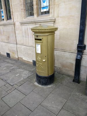 gold letterbox