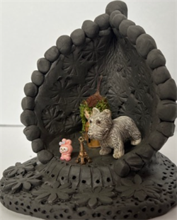 Close up clay niche
